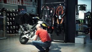 Aprilia Tuareg 660 обзор | Итальянский Бедуин в России | Мотоциклы для Взрослых ??