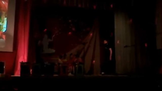 Не большой отрывок из танца на 8 марта смотреть онлайн