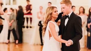 17-летняя Стефания Маликова рядом со своим 19-летним парнем выглядит как его мама!