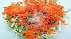 Салат из пекинской капусты