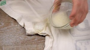 Как избавиться от желтых пятен под мышками на белой одежде? Удаление желтых пятен от пота