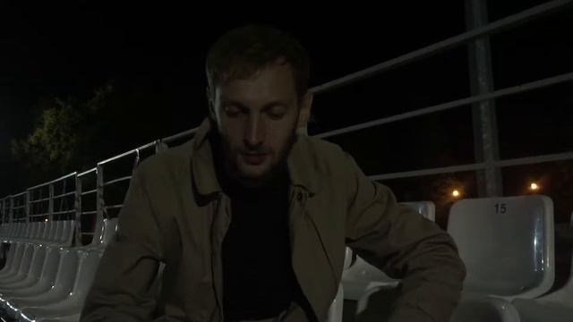 Парень читает стихи...до слез