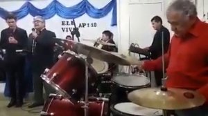 Жесткий брейк бит