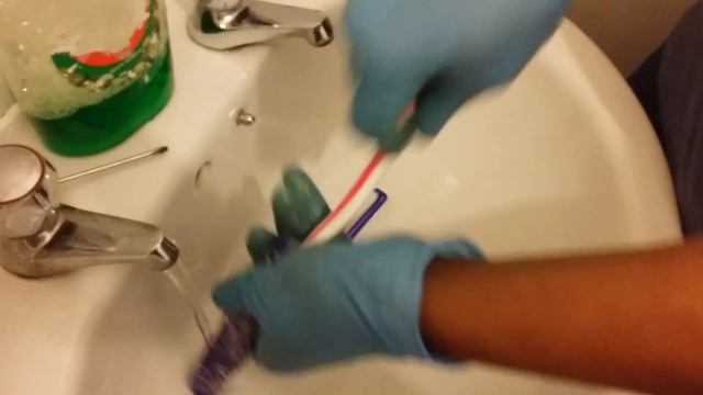 How To Clean A Dyson V6, V8, DC58, DC59 Filter смотреть онлайн