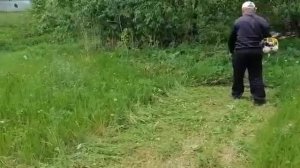 Косим траву для коз