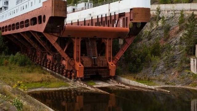Такой судоподъёмник- единственный в России