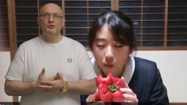 Самая большая клубника из японского города Фукуока вес 250 г высотой 8 см длиной 12 см смотреть онлайн