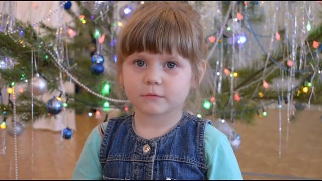 Неизвестен «Елка, ёлка, ёлочка - колючая иголочка» смотреть онлайн