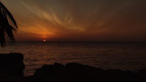 Красочный закат на  Красном море.