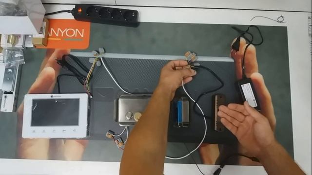Подключение видеодомофона и электромеханического замка