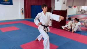 Kihon JKS 5-4 Kyu ( Экзаменационный Кихон по программе JKS на 5-4 Кю красный и синий пояс)