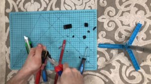 Разбираем зарядное для телефона