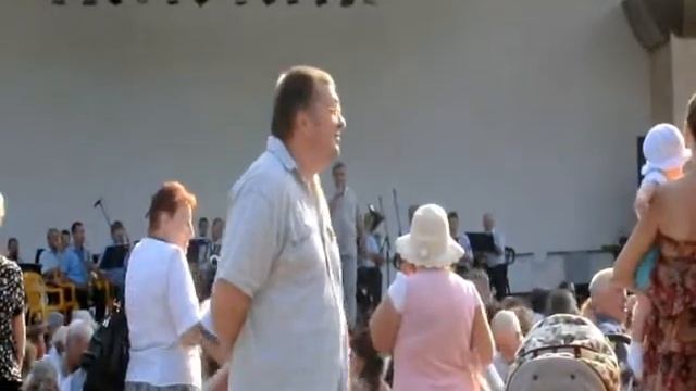 Брест - в городском саду играет ... смотреть онлайн