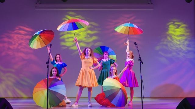 Спектакль  «Белая ворона»