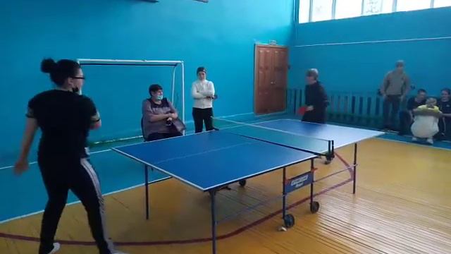 Фрагмент турнира по настольному теннису на приз газеты "Ирбейская правда". смотреть онлайн