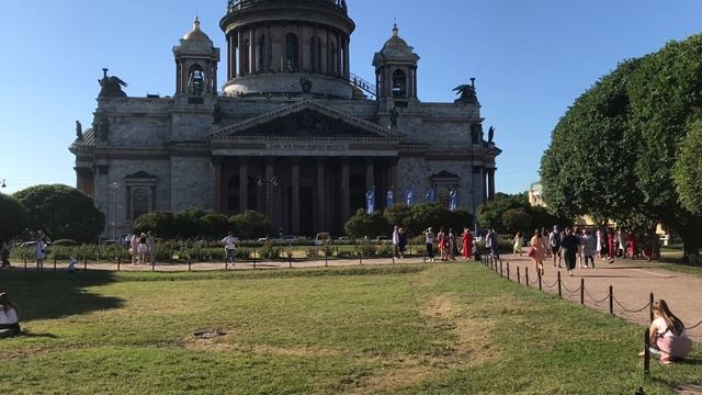 Достопримечательности Санкт-Петербурга. Продолжаем прогулку по центру города