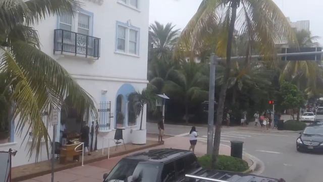 Gianni Versace's Miami Beach Mansion смотреть онлайн