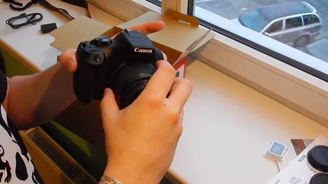 Canon EOS 1300D + 18-55 DC III Value UP Kit | Unboxin + Základní informace CZ/SK смотреть онлайн