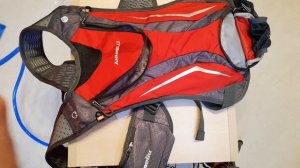 Как не обезводиться в путешествии, на тренировке. Рюкзак с гидратором | МотоРаспаковка #26