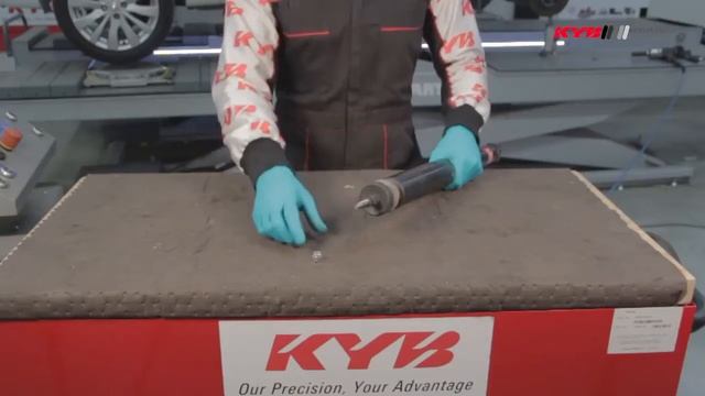 SUZUKI Swift lV, Swift III, Splash; OPEL Agila - REAR - Задние амортизаторы KYB установка смотреть онлайн