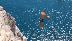 Экстрим в Крыму, прыжки в воду со скалы!