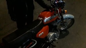 Ява 350 заводится с кнопки без стартера и едит назад! Jawa 350. Запуск двигателя кнопкой. Задний хо