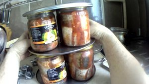 Готовим рыбные консервы, лещ и краснопёрка в томатном соусе Кухня Браконьера.