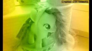 Убегала  не хотела спорить .