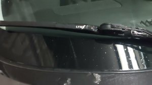 LADA GRANTA FL Ставим два одинаковых зимних дворника на 55 см.