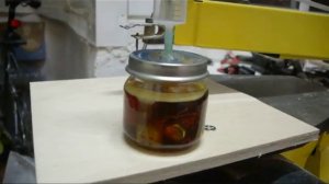Простейшая вакуумная камера для пропитки деревянных поделок