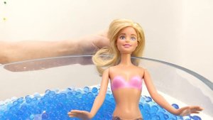 Барби и Дракулаура Монстр хай в СПА салоне