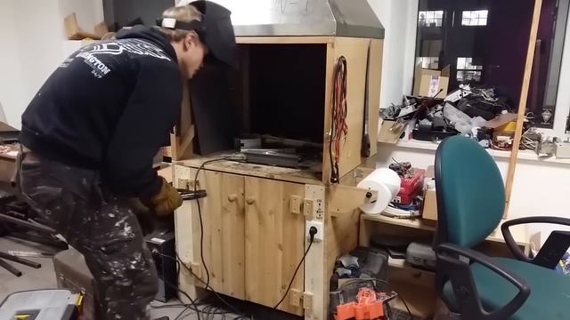 Is a microwave oven transformer welder any good? (plus a softstart circuit) смотреть онлайн