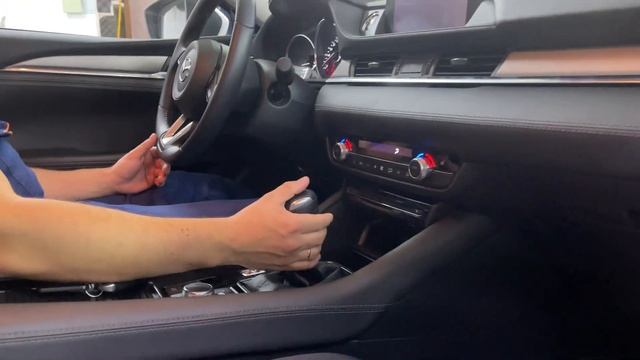 Установка камеры заднего вида - Mazda 6, подключение видеорегистратора, скрытая проводка и тонировк смотреть онлайн