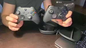 Эмоции и сравнение XBOX Microsoft Elite 2 с комплектным геймпадом XBOX Series X