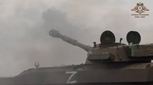 2С1 "Гвоздики" и РСЗО БМ-21 "Град" ДНР под Мариуполем, 2022 г.