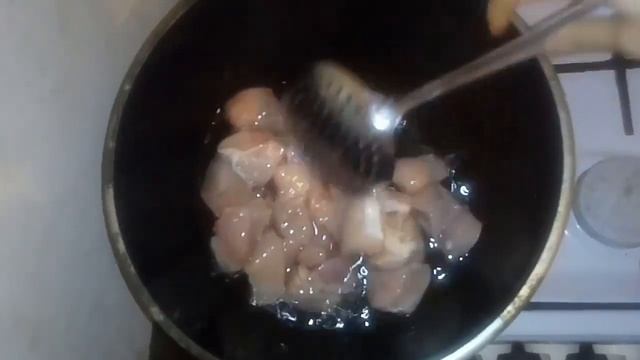 Обед или Ужен Тушеная картофель с курицей ?ХУРОКИ ОДДИ КАРТОШКА БО МУРГ? смотреть онлайн