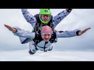 Прыжок с парашютом