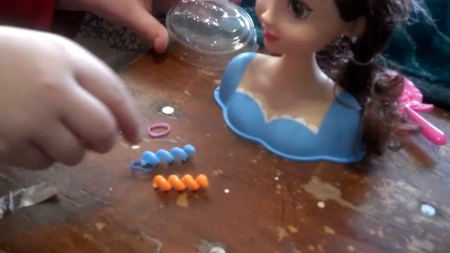 Princess Sweet граємося у перукарню. Голова ляльки. смотреть онлайн