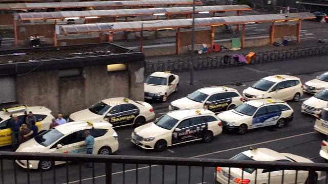 Как выглядят такси в Германии 11 июля 2017 г. смотреть онлайн