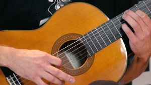 Gitara klasyczna Yamaha CG142C oraz CG142S - Michał Karbowski | Guitars | Yamaha Music | Polski
