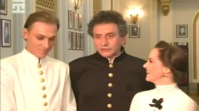 Анна Каренина - Интервью на фоне спектакля.avi смотреть онлайн