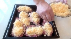 Отбивные из свинины с ананасами