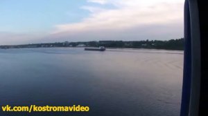 Переезд через железнодорожный мост. Вид из кабины.Кострома.