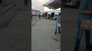 Ночной китайский рынок в Уссурийске.