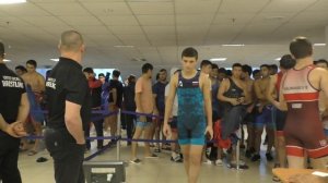 Взвешивание борцов до 70 кг.