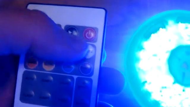 RGB светодиодная лента + RF 20 контроллер.RGB смотреть онлайн