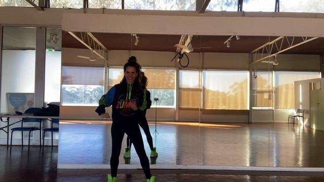 ZUMBA - Bachata by kay one & Cristobal смотреть онлайн