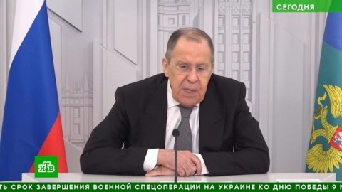 Лавров объяснил «истеричное желание» Зеленского вывести боевиков с «Азовстали»