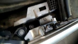 Упоры капота Peugeot 408