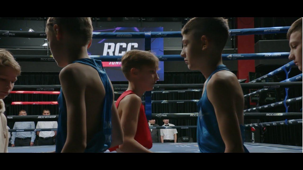 RCC Junior: 16 ярких поединков, один отказ от продолжения боя и нервная концовка матчевой встречи смотреть онлайн